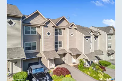19 Hawthorne Drive #156, New London, CT 06320 - Photo 1