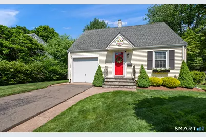 37 Kensington Street, Manchester, CT 06040 - Photo 1