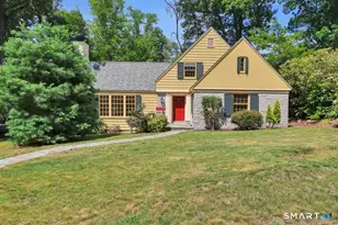 38 Knollwood Rd, North Haven, CT 06473 - Photo 1