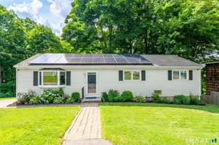 30 Maplewood St, Waterbury, CT 06708 - Photo 1