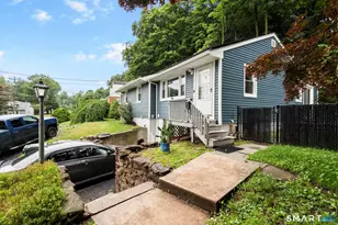 33 Allen Ave, Meriden, CT 06451 - Photo 1