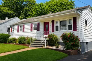 35 Lorraine Rd, Wethersfield, CT 06109 - Photo 1