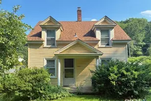 1404 West St, Middlebury, CT 06762 - Photo 1