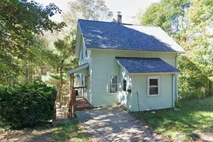 44 Maplewood St, Waterbury, CT 06708 - Photo 1