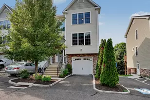 30 Short Oak Dr, Brookfield, CT 06804 - Photo 1