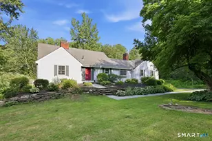 8 Penwood Rd, Bloomfield, CT 06002 - Photo 1