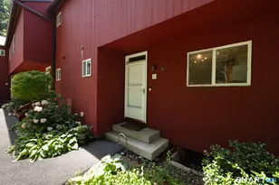 11 Lower Cmns, Woodbury, CT 06798 - Photo 1