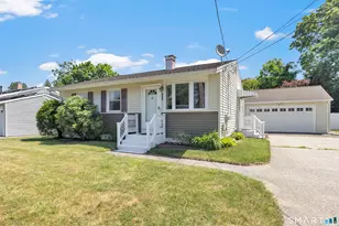 105 Sunset Dr, Derby, CT 06418 - Photo 1
