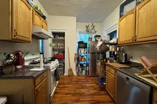 49 Edwards St, New Haven, CT 06511 - Photo 1