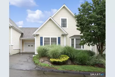 33 Allison Way #33, East Haven, CT 06512 - Photo 1