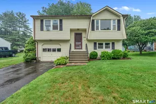 120 Fairway Dr, Meriden, CT 06450 - Photo 1