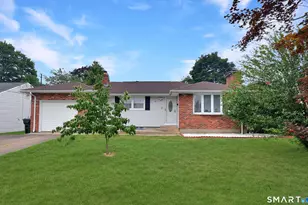 65 Crystal St, Wethersfield, CT 06109 - Photo 1