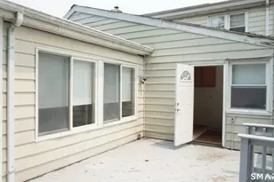 72 Noble St, Stamford, CT 06902 - Photo 1
