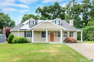 39 Kenilworth Dr W, Stamford, CT 06902 - Photo 1