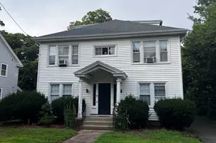 21 Elmwood Rd, New Haven, CT 06515 - Photo 1