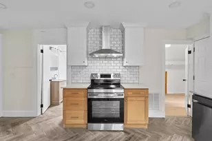 821 State St, New Haven, CT 06511 - Photo 1