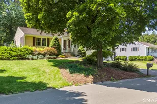 85 Euclid Ave, Stratford, CT 06614 - Photo 1