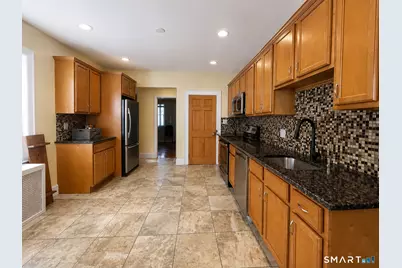 119 Dover Road #1st Floor, West Hartford, CT 06119 - Photo 1