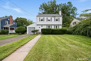 12 Greenhurst Rd, West Hartford, CT 06107 - Photo 1