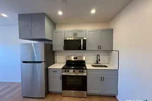 61 Field St, Waterbury, CT 06702 - Photo 1