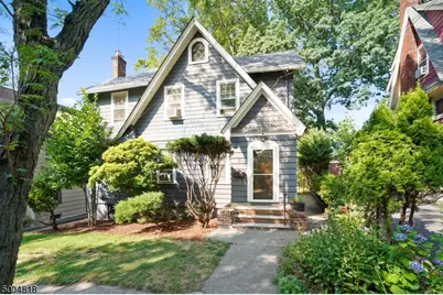 25 Rynda Rd, Maplewood, NJ 07040 - Photo 1