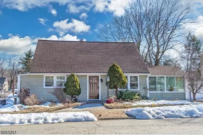 120 Hershfield St, Pompton Lakes, NJ 07442 - Photo 1
