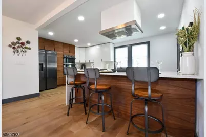 163 Grove St, Somerville, NJ 08876 - Photo 1