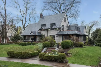 26 Stoneleigh Park, Westfield, NJ 07090 - Photo 1