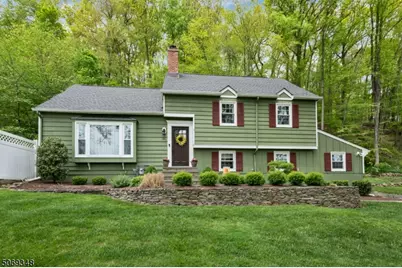 31 Raynor Rd, Morris Township, NJ 07960 - Photo 1