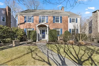 22 Edgewood Rd, Chatham, NJ 07928 - Photo 1