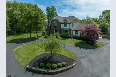 5 Century Rd, Readington, NJ 08822 - Photo 1