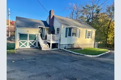 50 Southwynde Dr, Denville, NJ 07834 - Photo 1