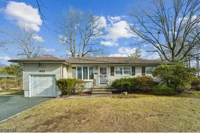 992 Ellis Pkwy, Edison, NJ 08820 - Photo 1