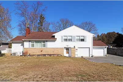 16 Eberhardt Rd, East Hanover Township, NJ 07936 - Photo 1