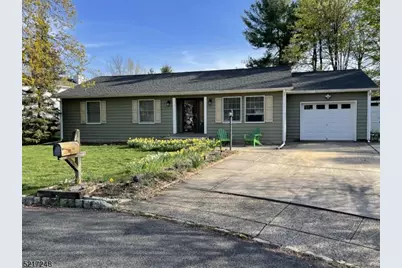 11 Greenwood Ct, Branchburg Township, NJ 08876 - Photo 1