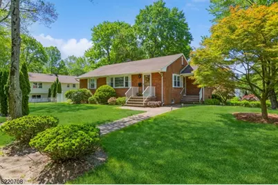 221 Berkeley Ave, Berkeley Heights Township, NJ 07922 - Photo 1