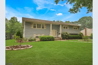 35 Mayfair Dr, Wayne, NJ 07470 - Photo 1