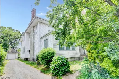 1252 Clinton Pl, Elizabeth, NJ 07208 - Photo 1