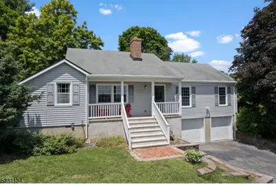 3 Rolling Green Dr, Holland Township, NJ 08848 - Photo 1