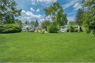 13 Walnut St, Livingston, NJ 07039 - Photo 1