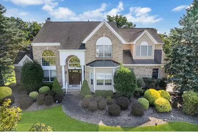 15 Thames Dr, Livingston, NJ 07039 - Photo 1