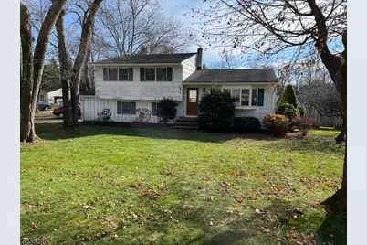 20 Pinchbrook Dr, Florham Park, NJ 07932 - Photo 1