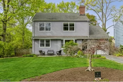 6 Tudor Oval, Westfield, NJ 07090 - Photo 1