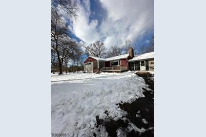 498 Township Line Rd - Photo 1