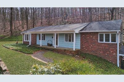 301 Great Meadows Rd - Photo 1
