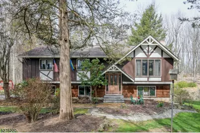 125 Crest Rd, Hampton Township, NJ 07860 - Photo 1