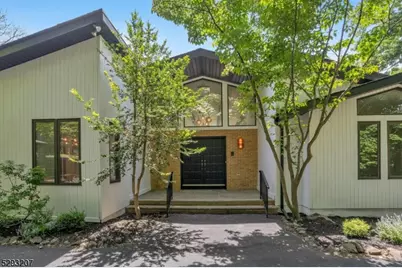 332 Johnston Dr, Watchung, NJ 07069 - Photo 1