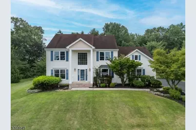 6 Haelig Ct, Bridgewater, NJ 08807 - Photo 1