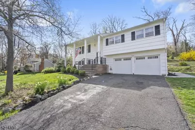 41 Forest Dr, Long Hill Township, NJ 07980 - Photo 1