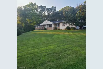 270 Ross Dr, Boonton Town, NJ 07005 - Photo 1